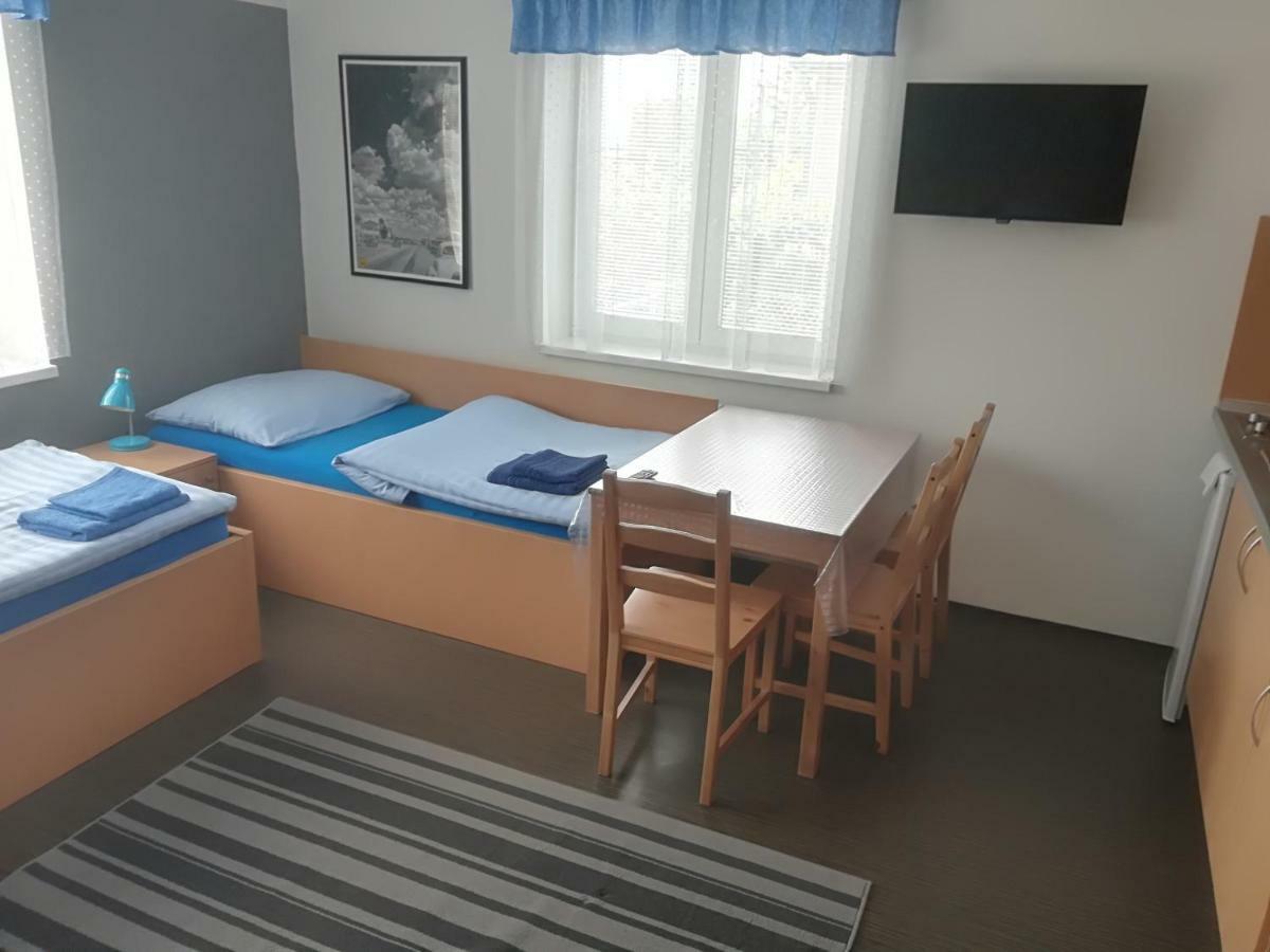 Penzion 411 Solnice Экстерьер фото